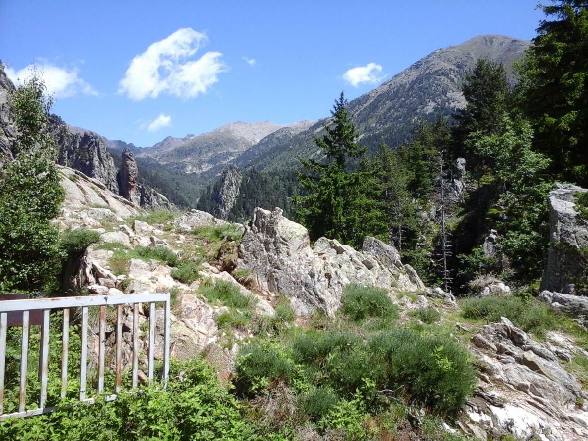 Belle Maison De Montagne Casteil Bagian luar foto